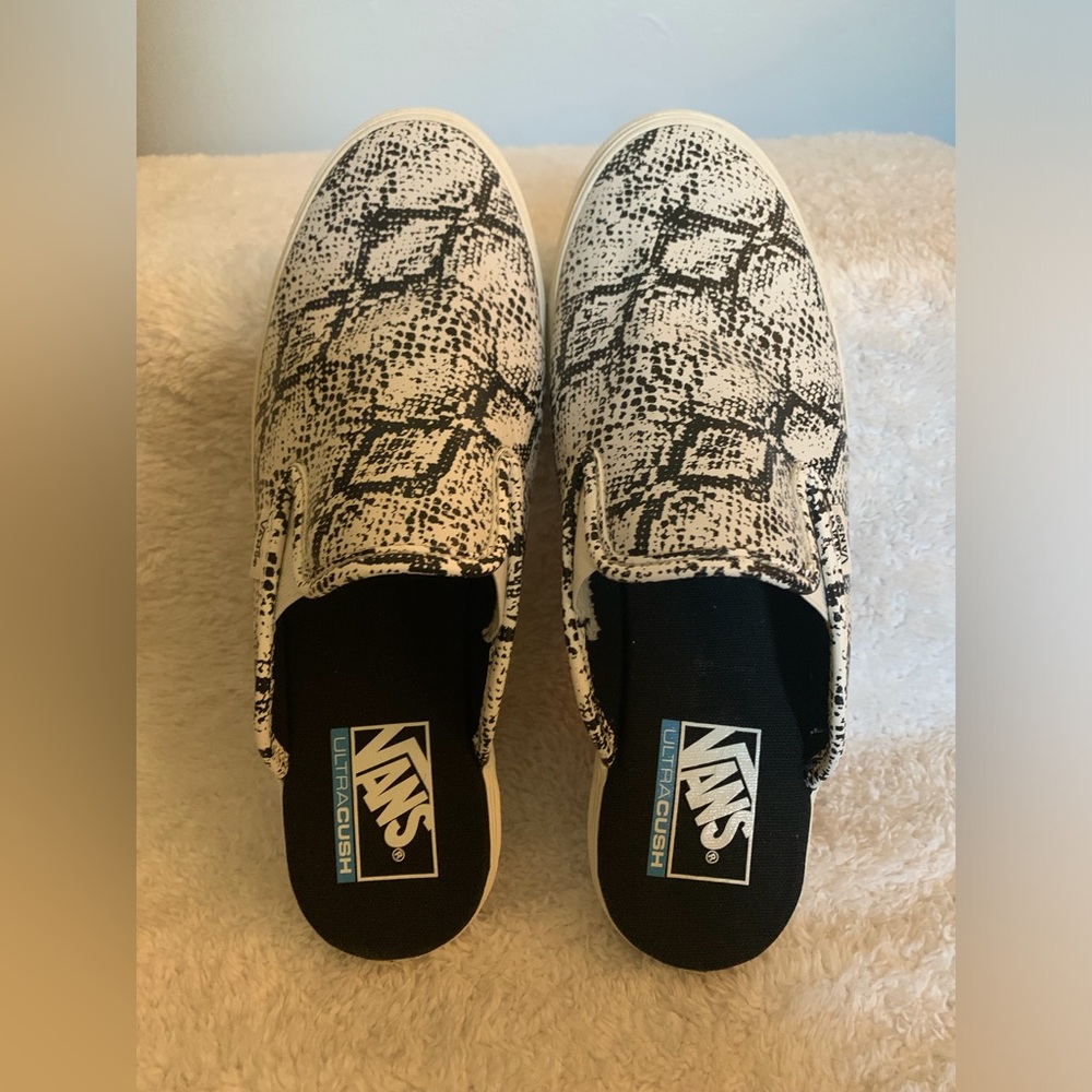Vans Women's Black and White Patterned Slip-On Sneakers